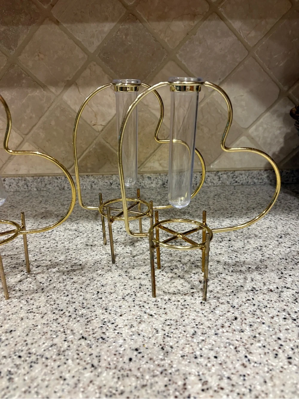 Target Bullseye Gold Tone Heart Shaped Plant Propagation Tube Vase Holder 5 pc